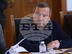 Народно събрание - временна комисия - заседание - Хасан Адемов