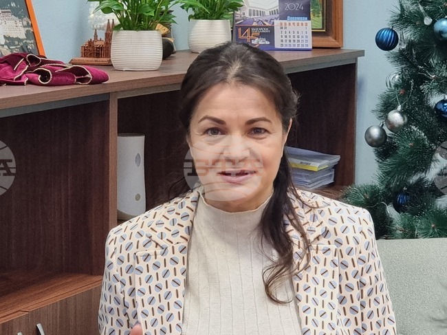 Оптимист съм за съставянето на редовно правителство, каза народният представител Росица Кирова