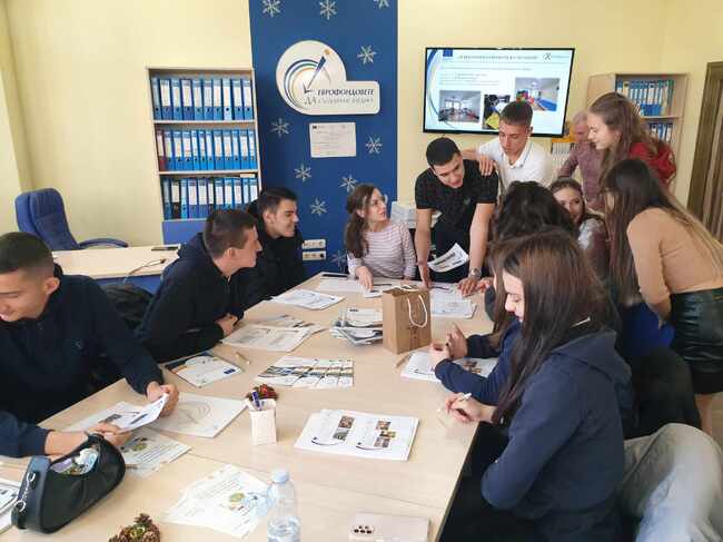 „Детективи на европейски проекти“ в Благоевград се срещнаха с ръководителя на Представителството на Европейската комисия в България 