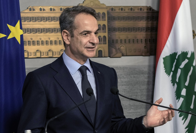 Гръцкият премиер Мицотакис декларира готовността на Атина да помогне за укрепване на държавните институции на Ливан
