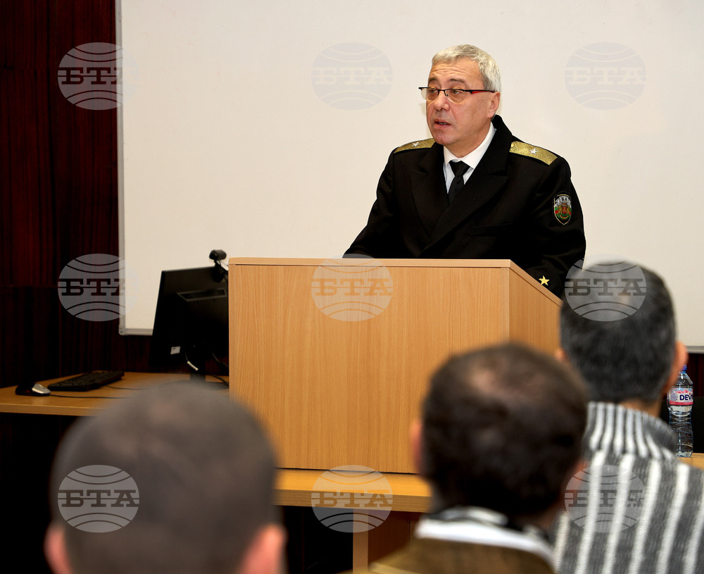 Варна - ВВМУ "Н.Й. Вапцаров" - форум