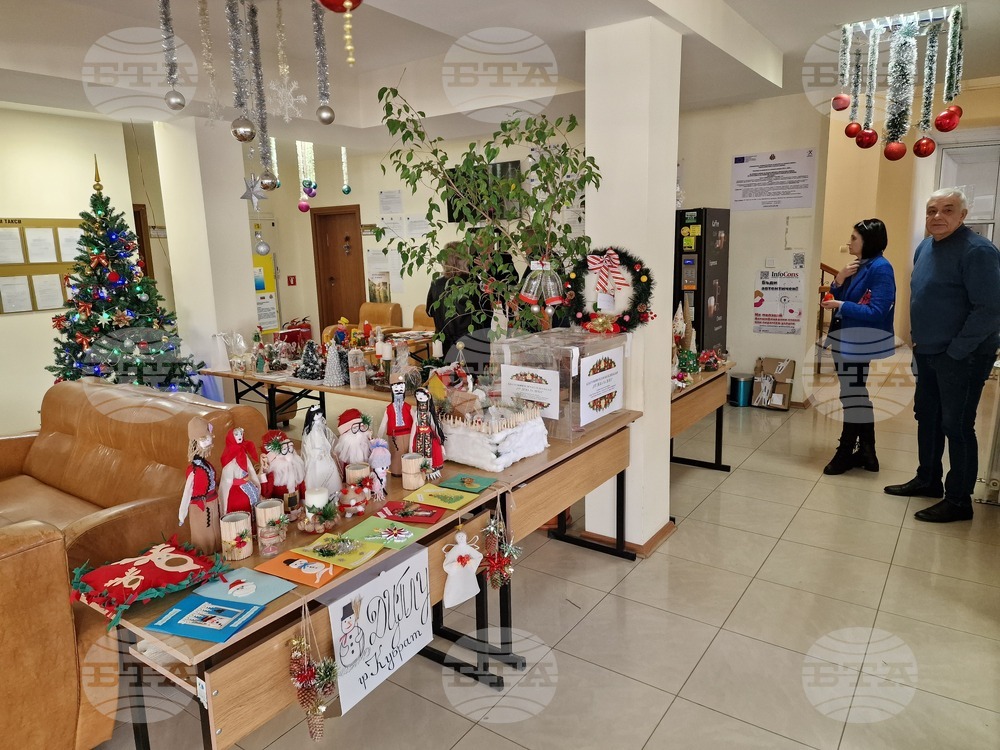 Благотворителен коледен базар в Кубрат подпомага деца в неравностойно положение