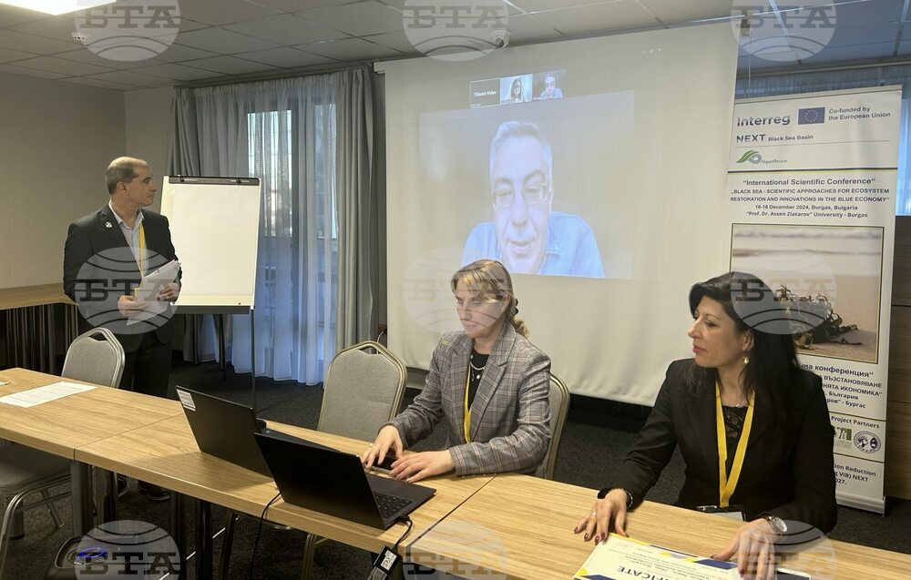 Scientists from Five Countries Discuss Power of Algae at Burgas-Hosted Conference