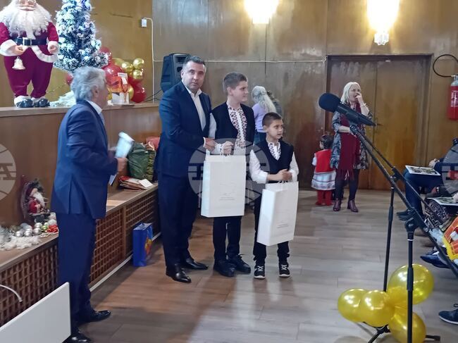 Връчиха наградите на победителите в деветото издание на фотоконкурса „Аз раста патриот“ в Смолян