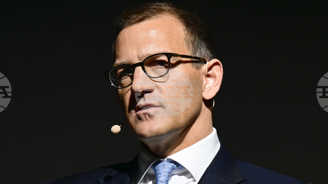 Компанията на чешкия милиардер Даниел Кретински придобива голям дял във френската „ТоталЕнержи“