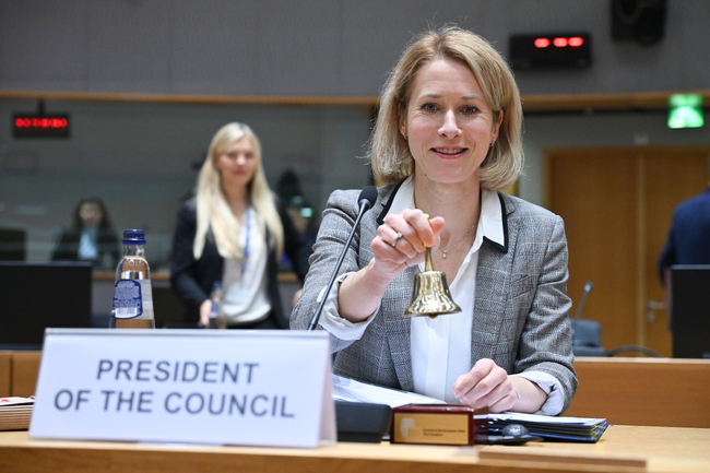 Дипломат на ЕС е пристигнал в Дамаск за среща с новите власти в Сирия