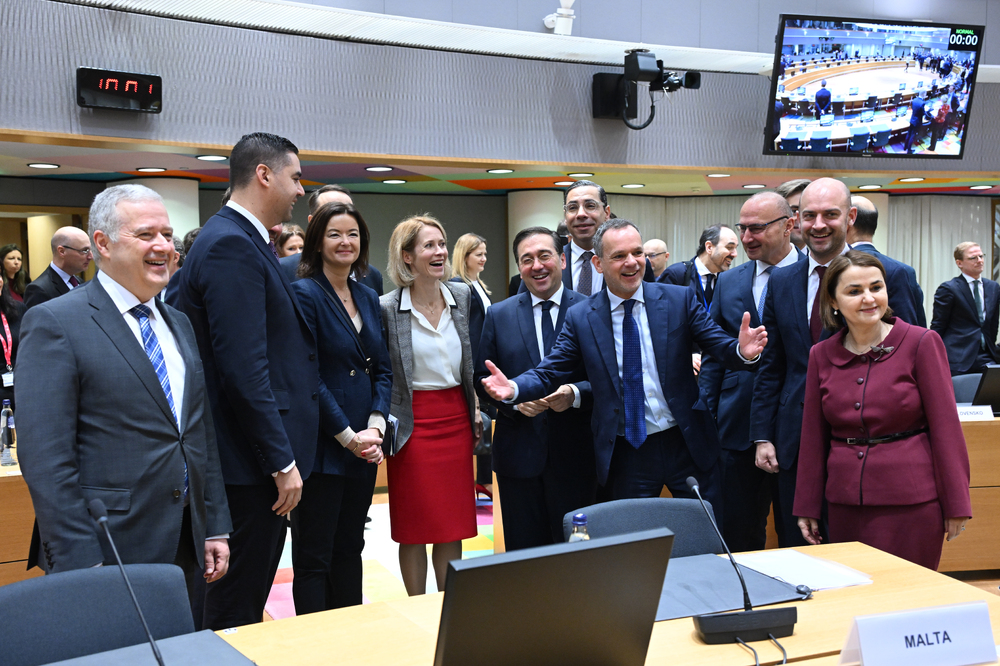 България подкрепя задълбочаване на сътрудничеството и отбранителната подкрепа за украинските въоръжени сили, каза Иван Кондов на заседанието на външните министри на ЕС