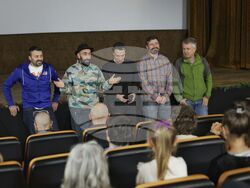 Документалният филм, посветен на Теди Москов - „300 клоунски сили“