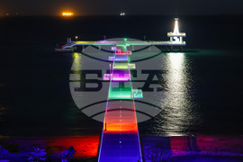 Бургас - коледни светлини