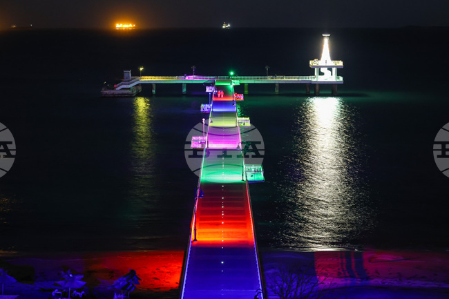 Бургас - коледни светлини