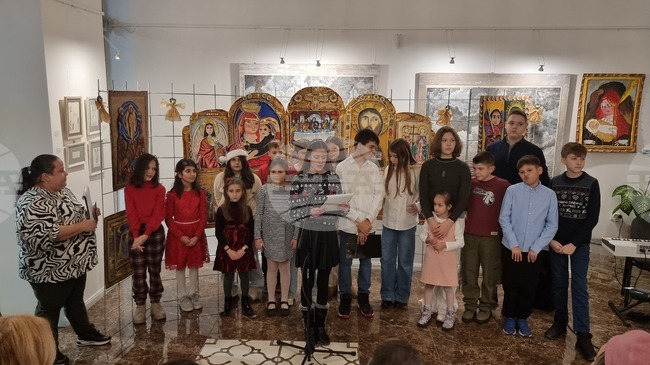 Коледно тържество се проведе в Българския културно-информационен център в Скопие