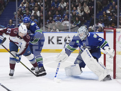 Avalanche Canucks Hockey