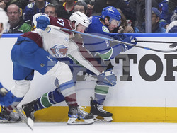 Avalanche Canucks Hockey