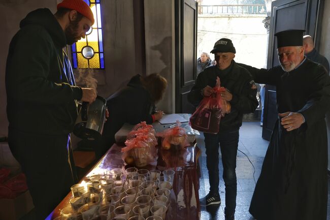 И тази зима Столичната община и храм „Св. Параскева“ ще осигуряват топла храна за нуждаещите се
