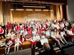 Годишен коледен концерт на училище „Гергана“ събра българската общност в Ню Йорк 