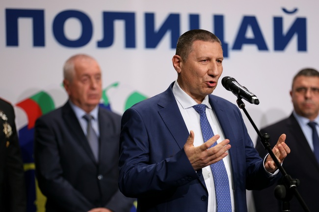 Искането на имунитет не означава присъда, а възможност да се проведе обективно разследване, каза и.ф. главен прокурор Борислав Сарафов
