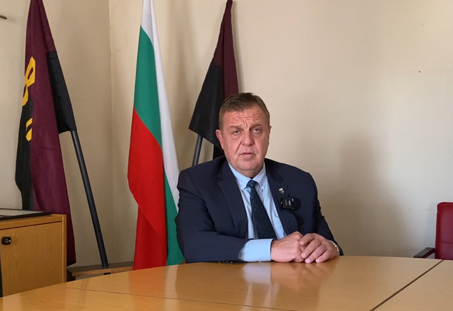 Каракачанов, ВМРО: Бюджетът 2025 ни вкарва в дългова спирала