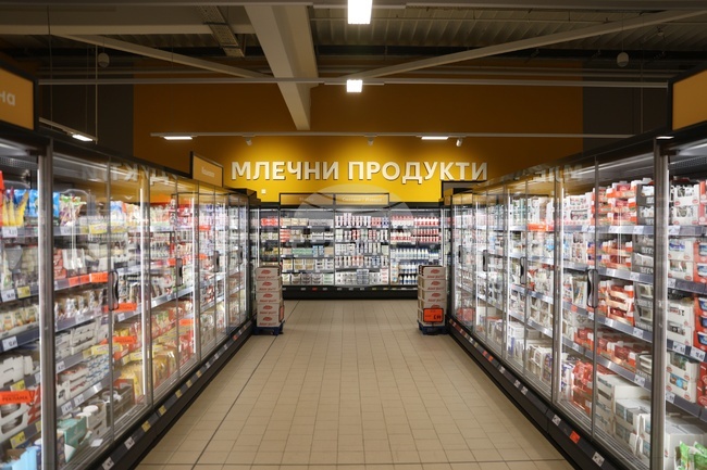 КЗК провежда проучване в сектор "Храни"