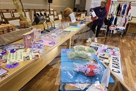 Плевен - областна администрация - коледен базар