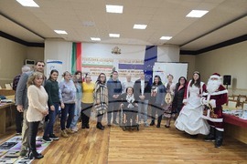 Плевен - областна администрация - коледен базар