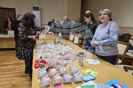 Плевен - областна администрация - коледен базар