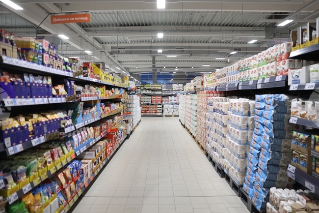 КЗП е установила, че 70 големи търговци не публикуват информация за цените на предлаганите продукти