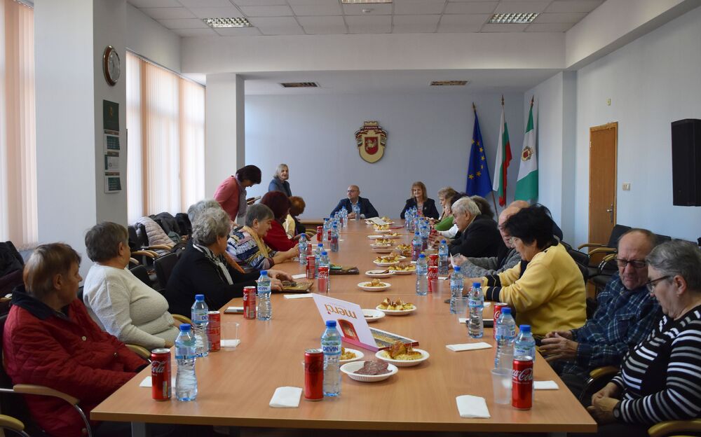 Община Разград: Кметът Добрин Добрев се срещна с представители на пенсионерските клубове