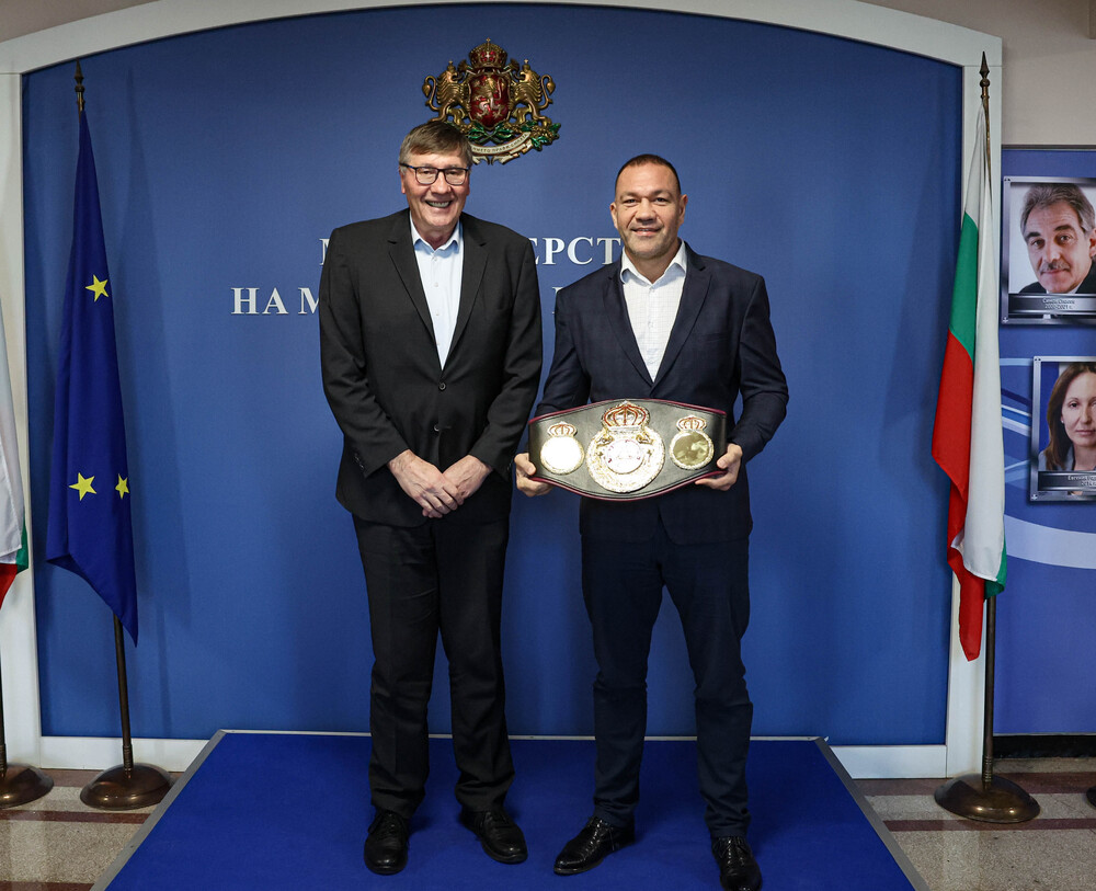 Министър Глушков се срещна с Кубрат Пулев