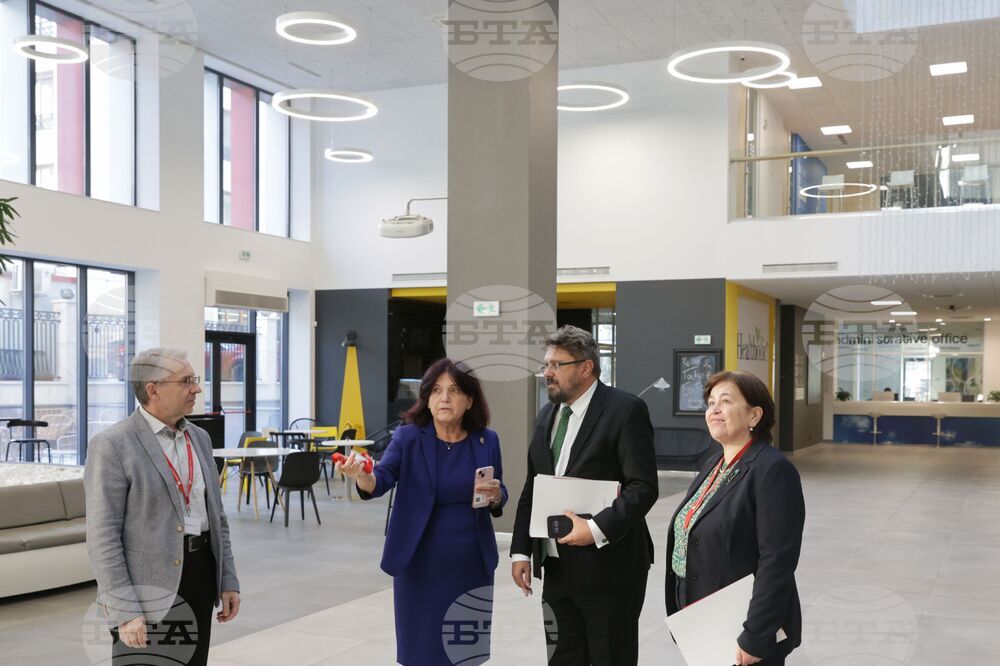 Българска телеграфна агенция - Висше бизнес училище - договор - подписване