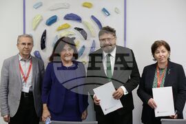 Българска телеграфна агенция - Висше бизнес училище - договор - подписване