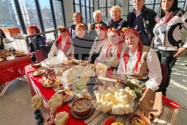 Перник - "Традиционни ястия, напитки и реквизит в българската кухня" - изложба-конкурс