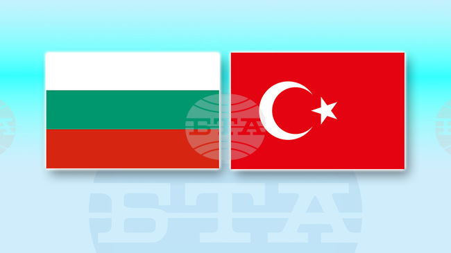 Над 10 хиляди души са гласували в компактно населения с изселници от България район на Бурса, според изселническите организации