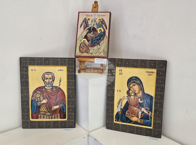 Общите изложби сближават не само нас, но и публиката ни, каза председателят на Дружеството на хасковските художници Неделчо Кучков