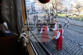 Коледен ретро трамвай