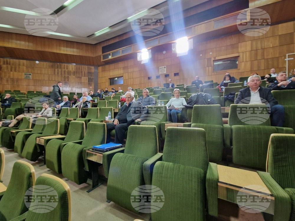 Трима от общинските съветници на ДПС в Смолян напускат партията, ще направят група „ДПС – Ново начало“ 