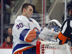 Islanders Hurricanes Hockey