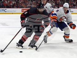 Islanders Hurricanes Hockey