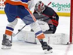 Islanders Hurricanes Hockey