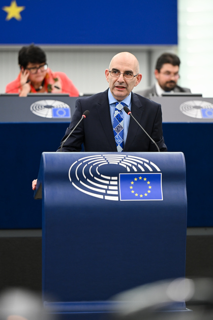 Петър Волгин: Дезинформацията идва от западните властови центрове