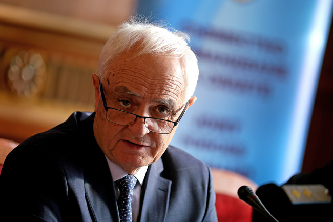 Defence Minister Zapryanov: Bulgaria Will Keep Supporting Ukraine, First F-16 Fighters Expected in April