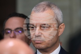 Народно събрание - кулоари - Костадин Костадинов - брифинг