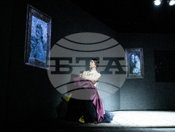 „Някой ще дойде“ в Народния театър, снимки – Народен театър /Стефан Здравески