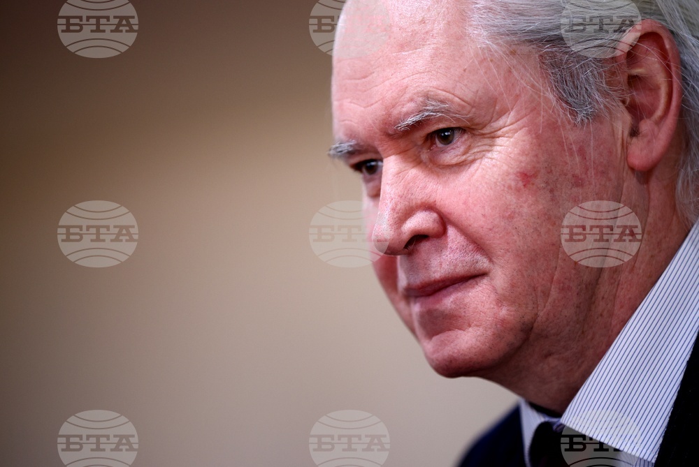 Патентно ведомство - церемония - Златна книга