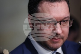 Народно събрание - кулоари - Даниел Митов - брифинг