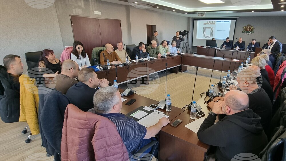 Общинските съветници в Нови пазар предлагат да се закрият две училища в селата Памукчии и Мировци