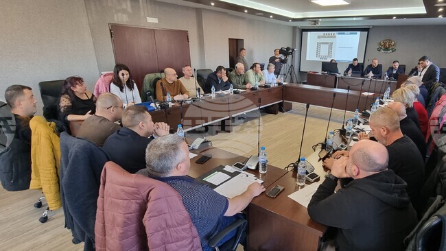 Общинският съвет в Нови пазар ще гласува програма за закрила на детето за 2025 г. и отчет за изпълнение на програмата за 2024 година