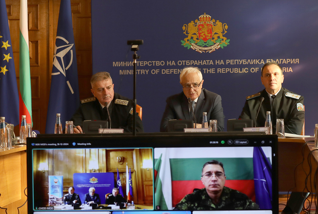 Министър Атанас Запрянов: Благодаря на военнослужещите зад граница за доблестната служба и твърдостта, с която изпълняват своя професионален дълг
