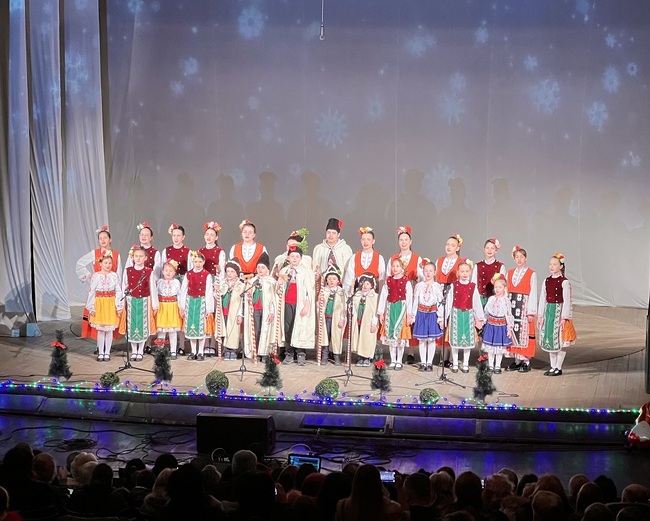 Коледни традиции оживяха в етнографски комплекс Каварна