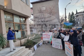 Сливен - протест - парк "Сините камъни"