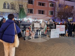 Сливен - протест - парк "Сините камъни"